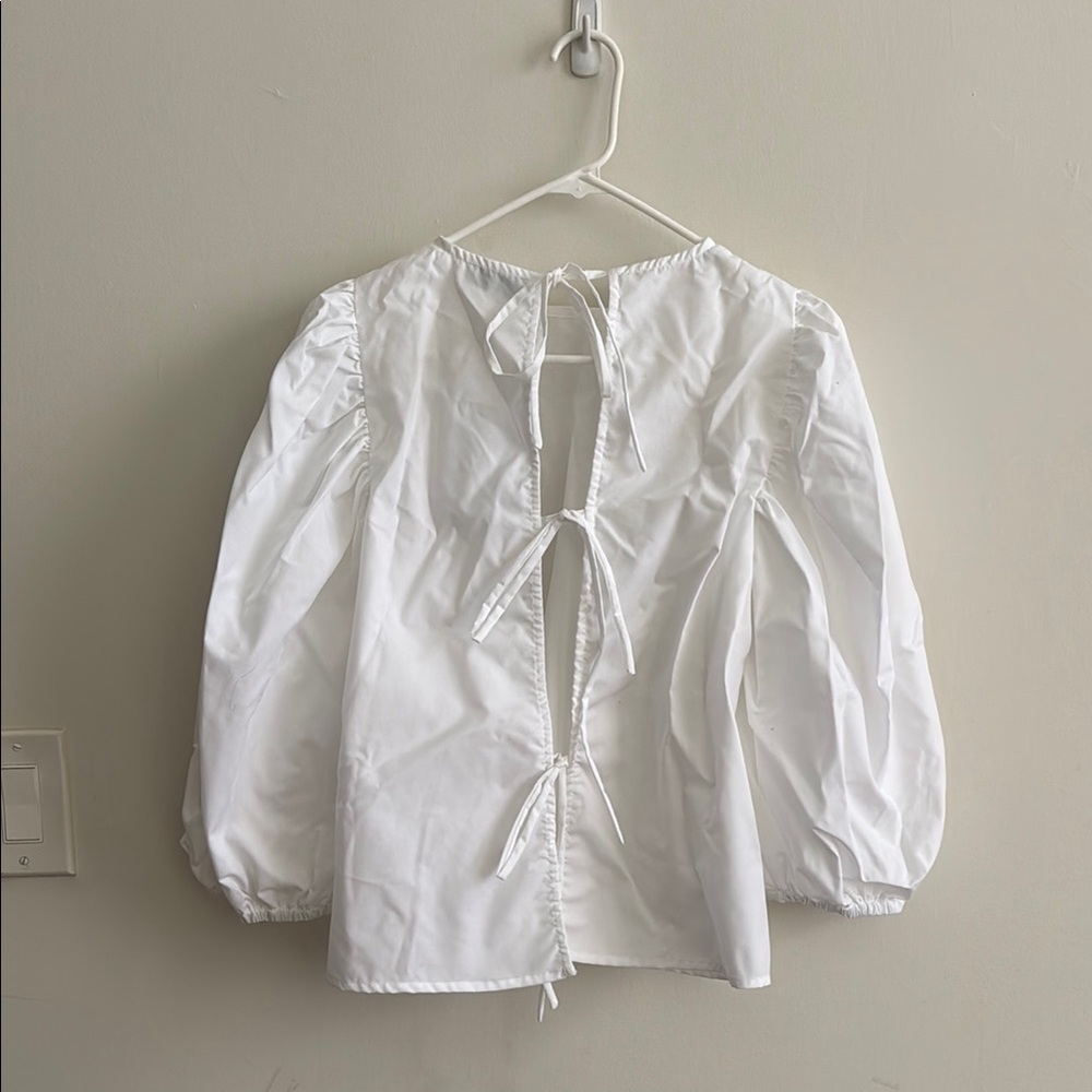 White Puff-sleeve Tie-Back Blouse